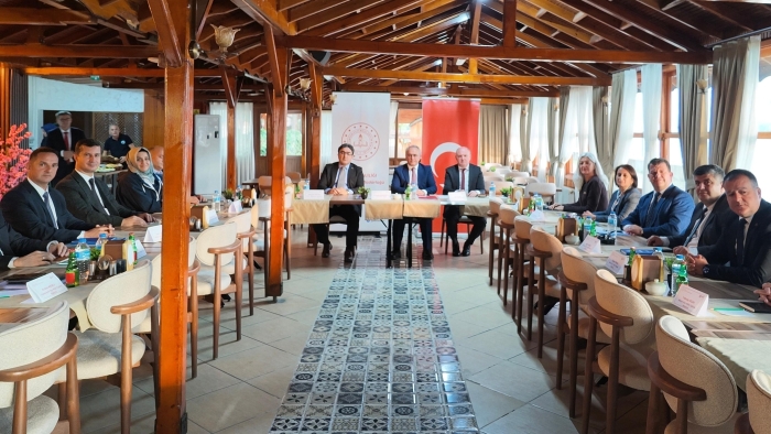 İLÇE MİLLÎ EĞİTİM MÜDÜRLERİ TOPLANTISI GERÇEKLEŞTİRİLDİ